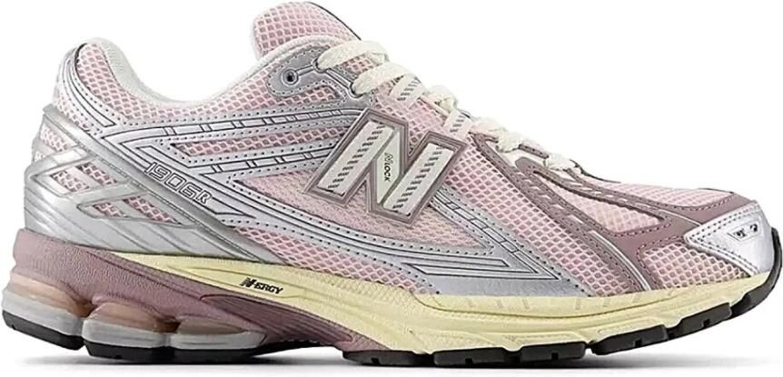New Balance 1906R Sneakers