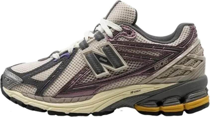 New Balance Lage Sneakers 1906R Licorice
