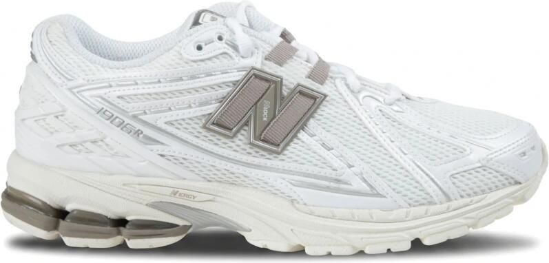 New Balance 1906R Sneakers