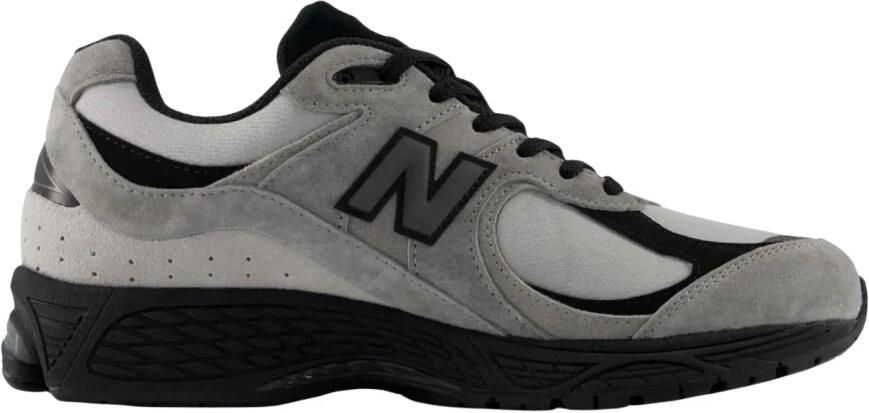 New Balance 2002R