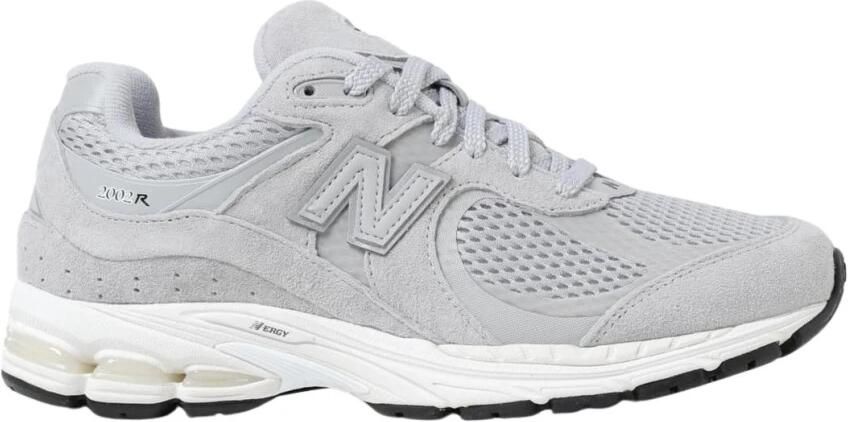 New Balance 2002R sneaker van suède met mesh details