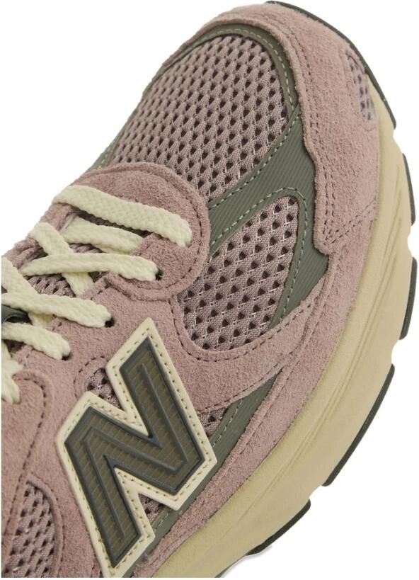 New Balance 2010 Sneakers