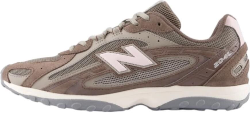 New Balance 204L Sneaker