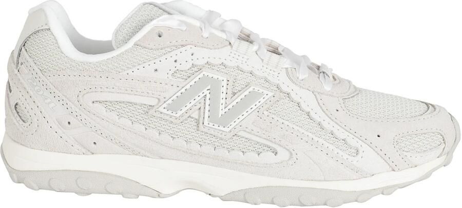 New Balance 204L Sneaker