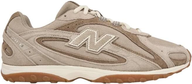 New Balance 204L Sneaker