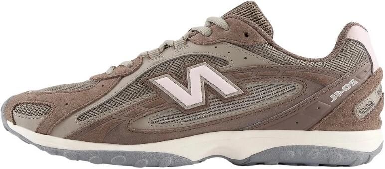 New Balance 204L Sneaker