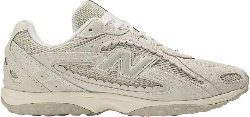 New Balance 204L Sneakers