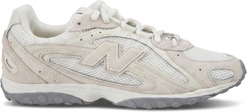 New Balance 204L Sneakers