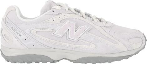 New Balance 204L Sneakers