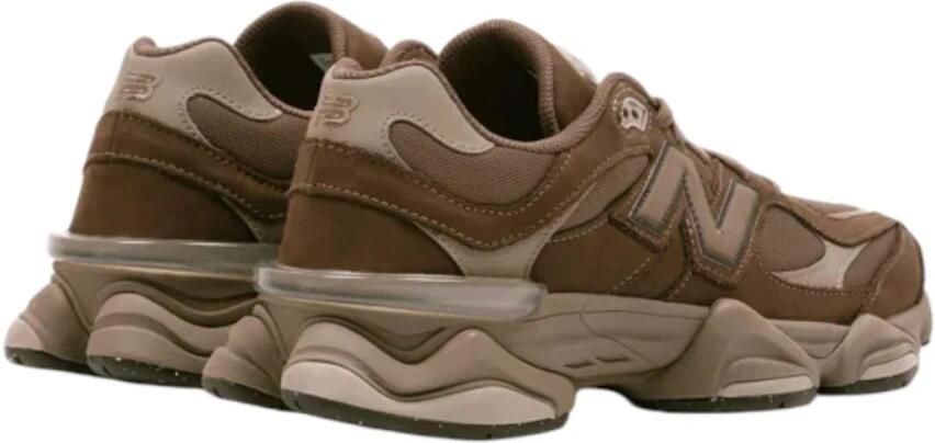 New Balance 9060 Sneakers Dames Beige Leer