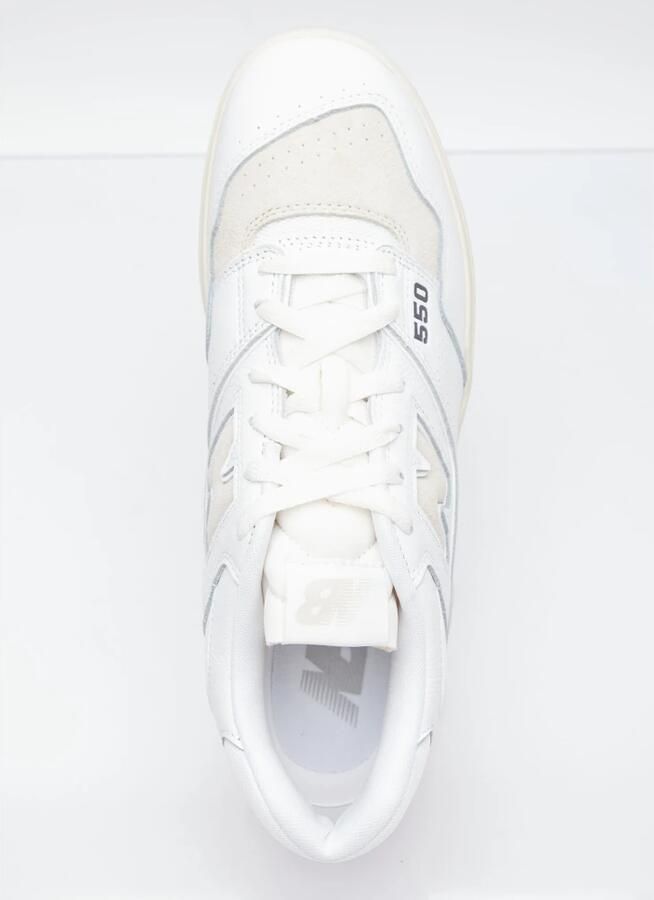New Balance 550 Witte Sneakers met Timberwolf en Raincloud White