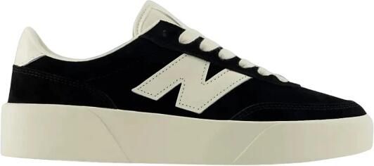 New Balance 750 Sneakers