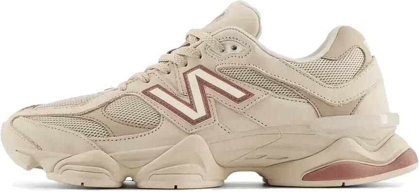 New Balance 9060 sneaker met suède en mesh details