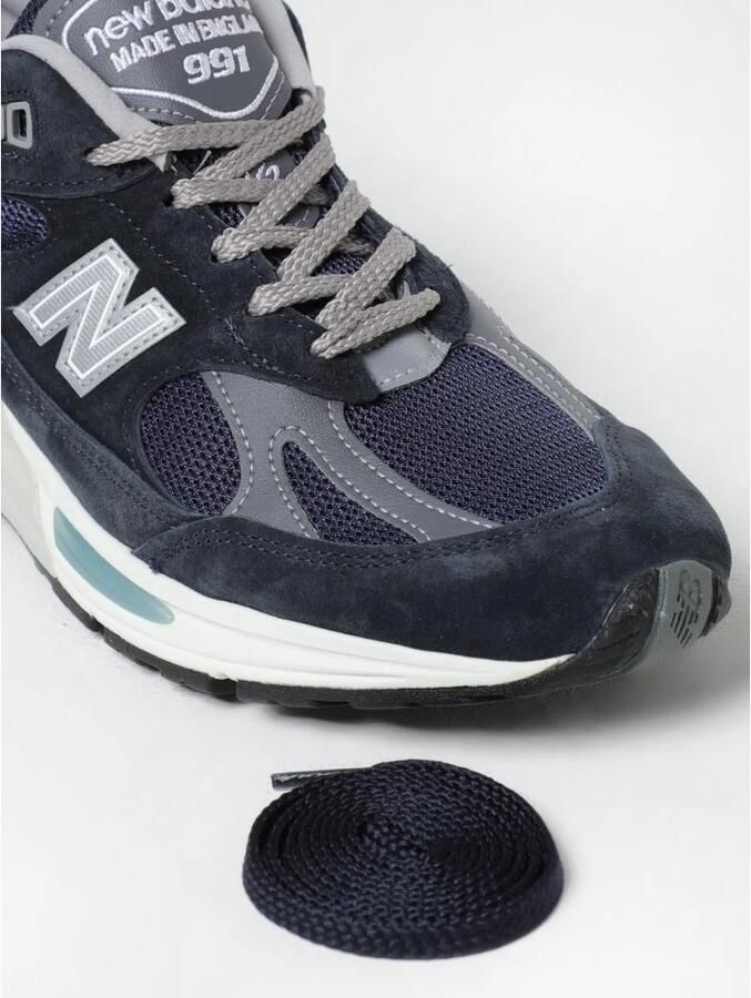 New Balance Blauwe Sneakers Mesh Paneling Vetersluiting