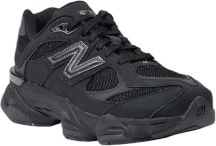 New Balance 9060 (GS) Lifestyle in zwart formaten: 37.5