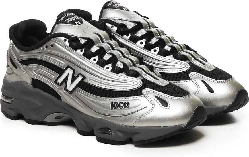 New Balance Grijze Sneakers met Sluiting aan de Voorkant