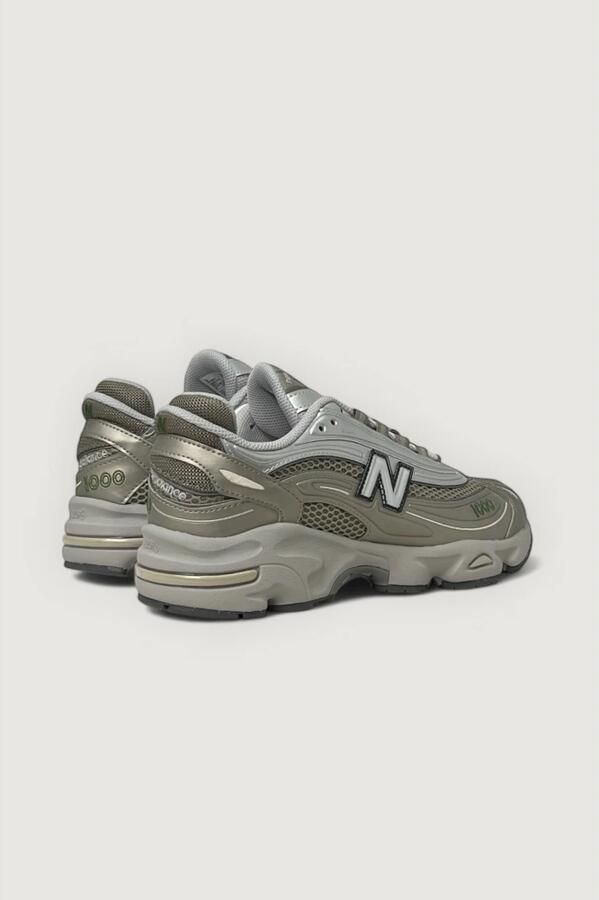 New Balance Sneakers met synthetisch bovenwerk en logodetails