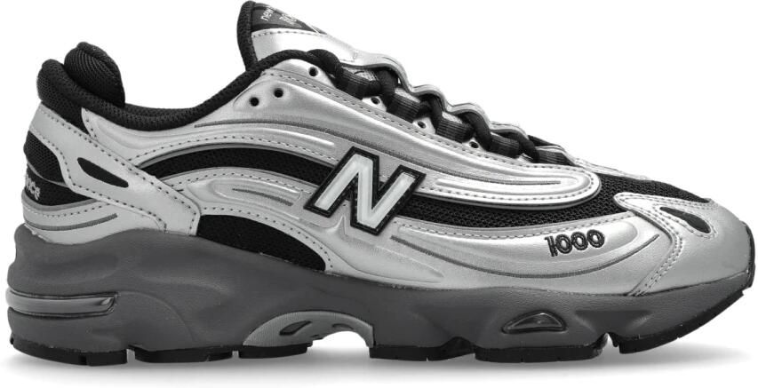 New Balance Grijze Sneakers met Sluiting aan de Voorkant