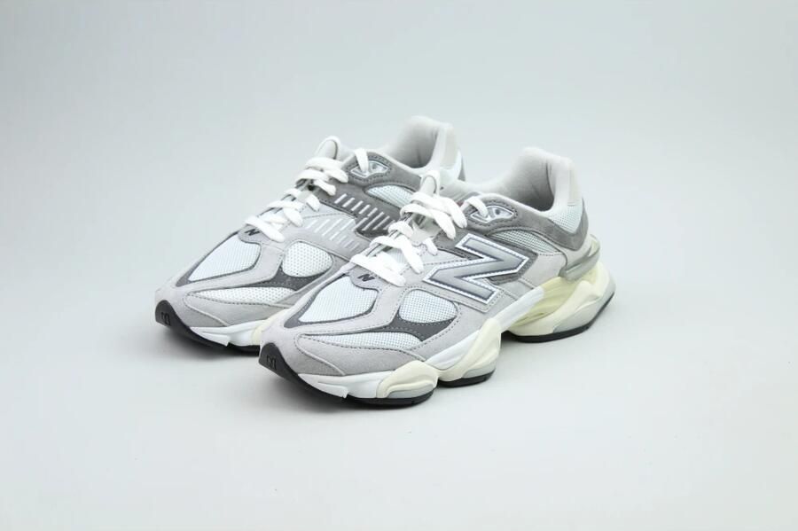 New Balance Comfortable Athletic Footwear with Premium Cushioning and Durable - Foto 9