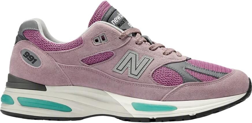 New Balance Sneakers
