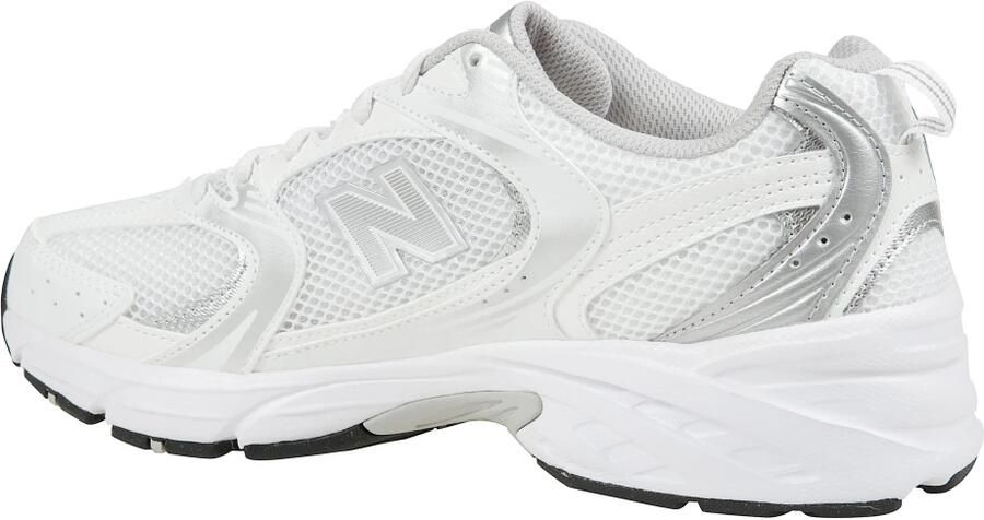 New Balance Verstelbare Veterschoenen met Mesh Bovenwerk