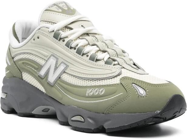 New Balance Witte Chunky Sneakers met Abzorb Tussenzool