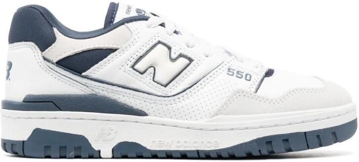 New Balance Witte platte schoenen met logodetail