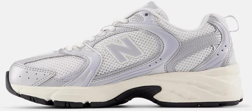 New Balance 530 Sneakers Dames Zilver Synthetisch Textil
