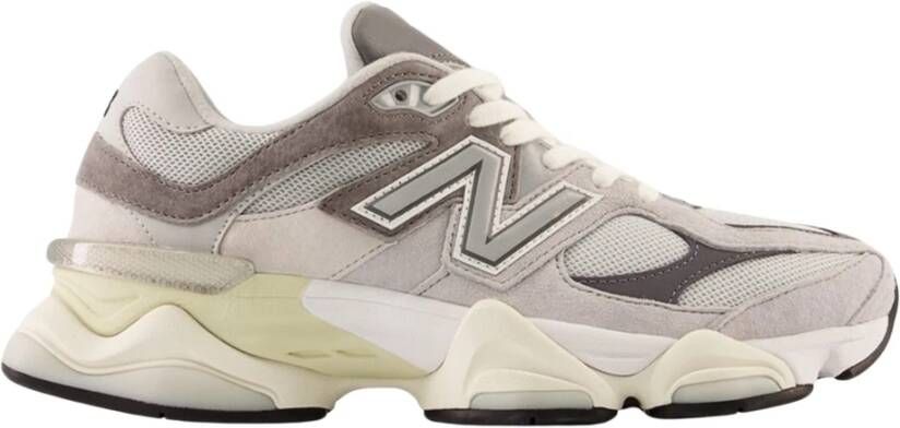 New Balance Grijze Mesh Sneakers met Vetersluiting Gray
