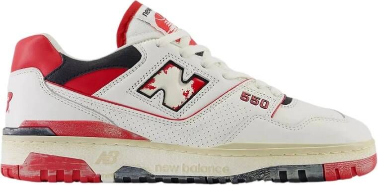 New Balance Rode Sneakers met Gestroomlijnde Silhouet Multicolor