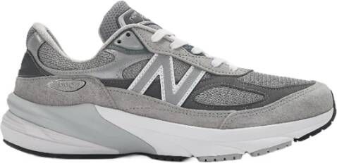 New Balance Grijze Sneakers met Geavanceerde Comforttechnologie Grijs