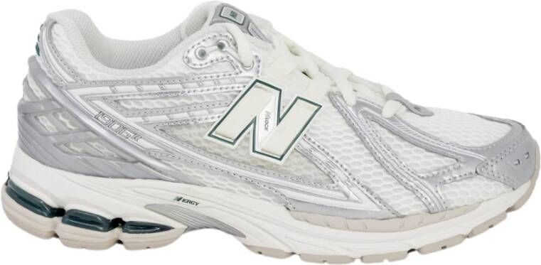 New Balance 1906R Schoenen Zilver Maat: 39.5 Textil Synthetisch Foot Locker
