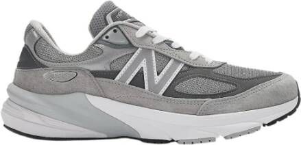 New Balance Grijze Sneakers met Geavanceerde Comforttechnologie Grijs