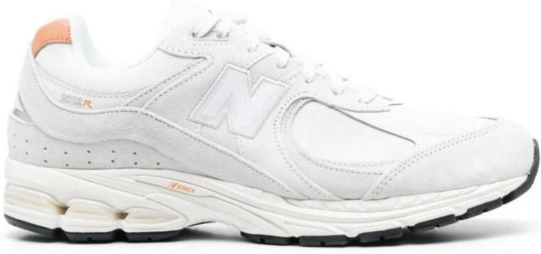 New Balance Retro-Style M2002Rec Sneakers `Reflection Sepia` Wit