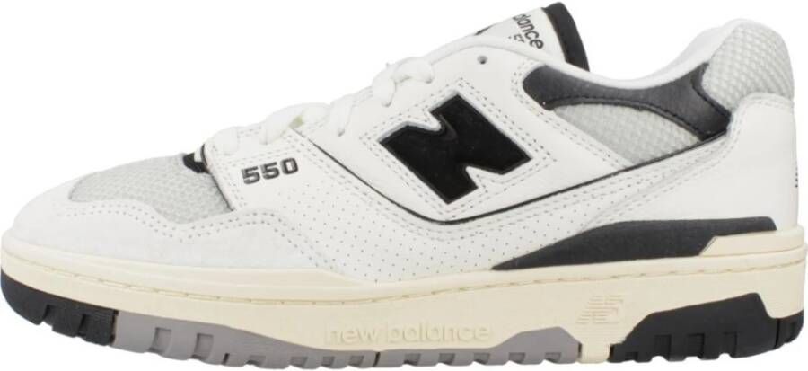New Balance 550 sneaker van leer met mesh details