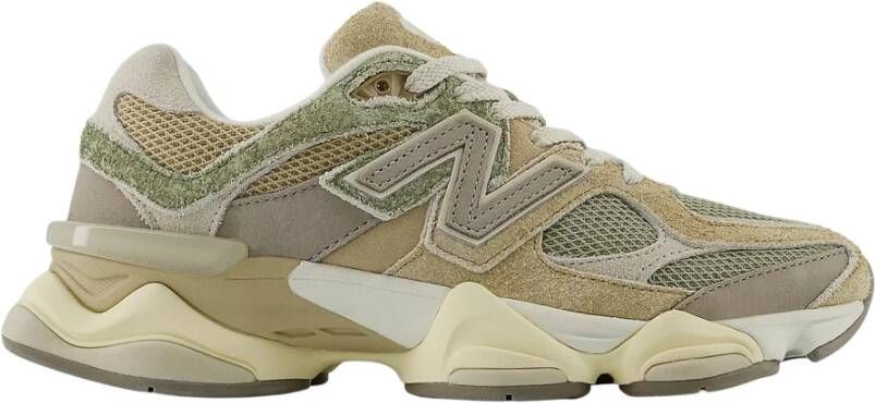 New Balance Stijlvolle Sneakers voor een Actieve Levensstijl