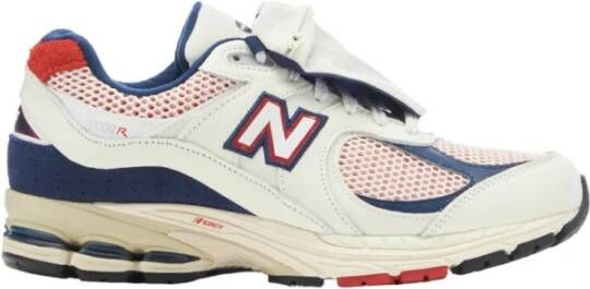 New Balance Stijlvolle Sneakers voor Mannen en Vrouwen White Heren