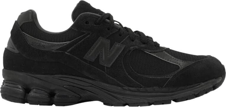 New Balance Lage Sneakers 2002R Triple Black Suede