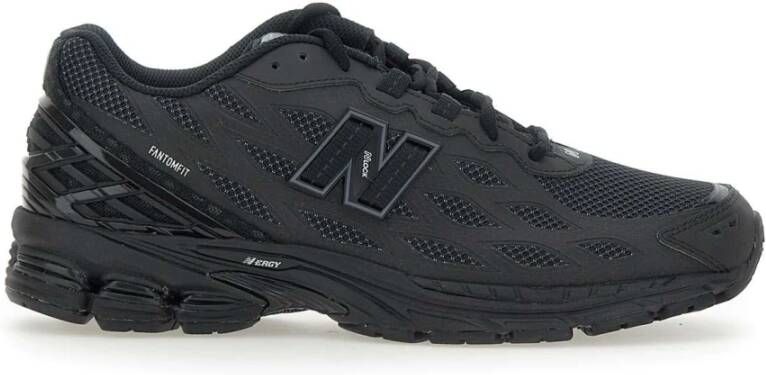 New Balance Zwarte Mesh Sneakers met Oranje Zool