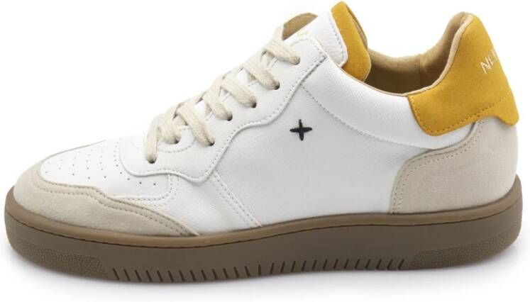 Newlab Wit Kameel Sneaker in Appelschil Microvezel