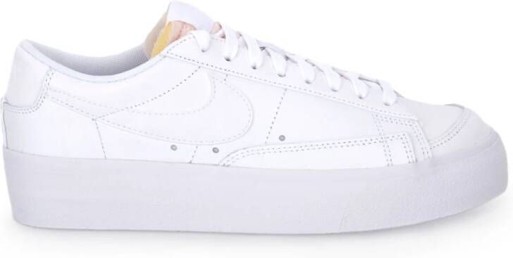 Nike Wmns Blazer Low Platform Basketball Schoenen white white black maat: 39 beschikbare maaten:37.5 38.5 39 40.5 36.5 42