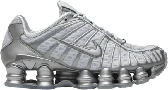 Nike Shox Dames Schoenen Grijs Maat: 36.5 Plastic Foot Locker