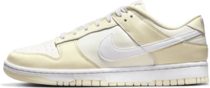 Nike "Coconut Milk Dunk Low Sneakers" Wit Dames