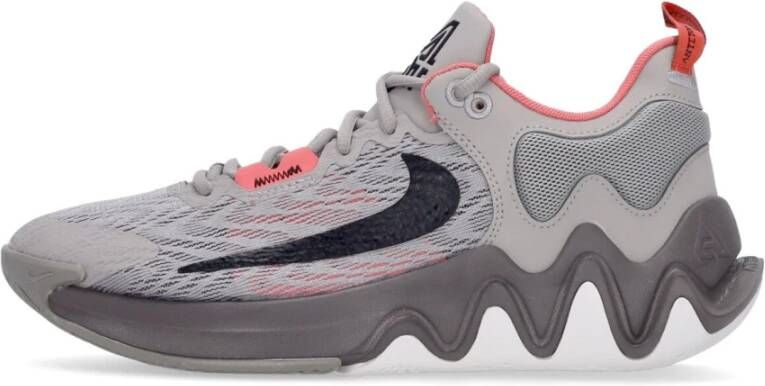 Nike Giannis Immortality 2 Cobblestone Black Ironstone Magic Ember Schoenmaat 42 Basketball Performance Low DM0825 003