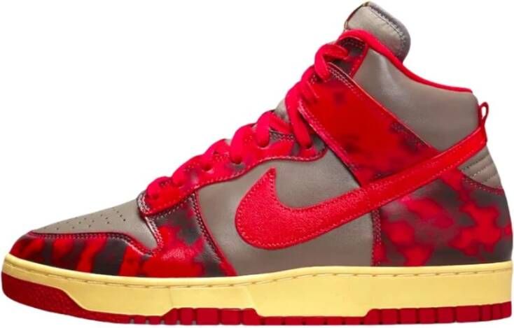 Nike Klassieke Dunk High Sneakers Rood Dames