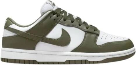 Nike "Medium Olive Dunk Low Sneakers" Groen Heren