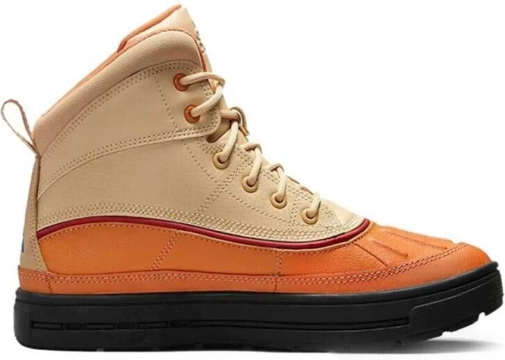 Nike Leren laarzen Woodside 2 High Beige Dames