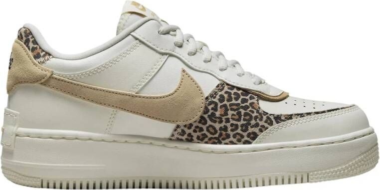 Nike Leren Sneakers voor Dames Beige Dames