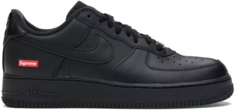 Nike Low Top Sneakers
