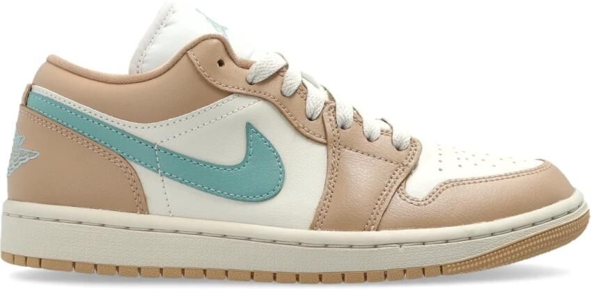 Jordan Aj1 Low Sneakers Dames Beige Leer